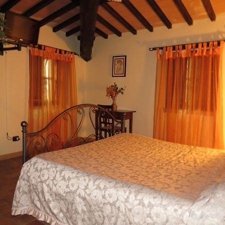 Agriturismo Casale Delle Lucrezie Todi Exterior foto